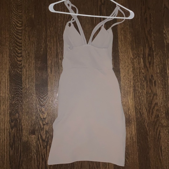 Pretty Little Thing Dress - Picture 5 of 6